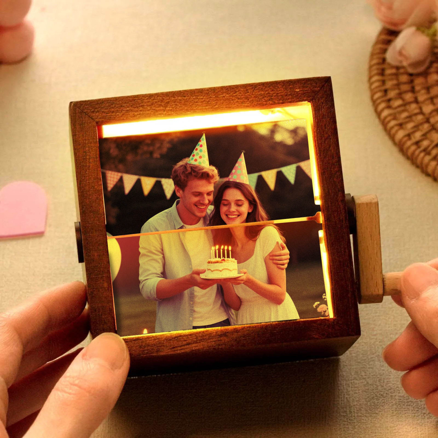 Hand-crank Animation Machine Custom Hand-cranked Flipbook Box Photo Flipbook Frame Birthday Gift