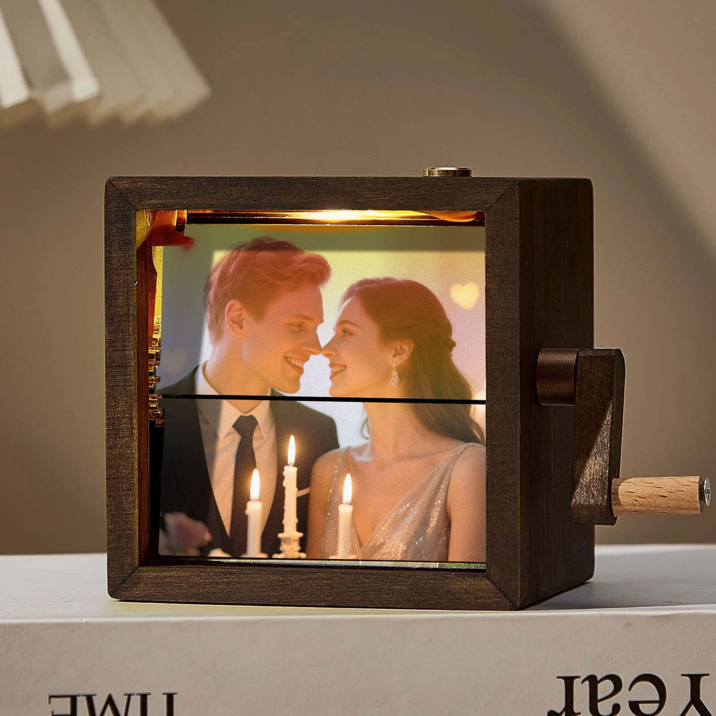 Custom Photo Flipbook Frame Animation Machine Mechanical Hand-cranked Photo Album with Light Unique Valentine's Day Gifts