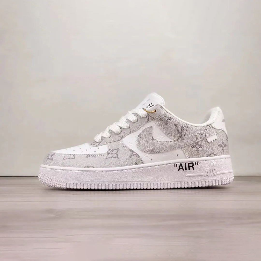 【日本未入荷】♪超入手困難LOUIS VUITTON X NIKE AIR FORCE1 白【代金引換】