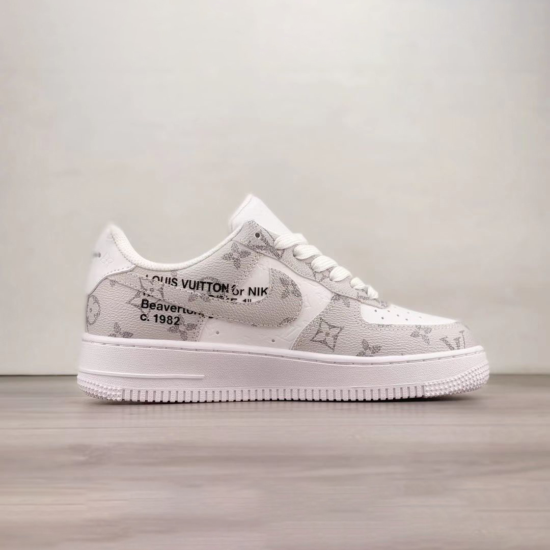 【日本未入荷】♪超入手困難LOUIS VUITTON X NIKE AIR FORCE1 白【代金引換】