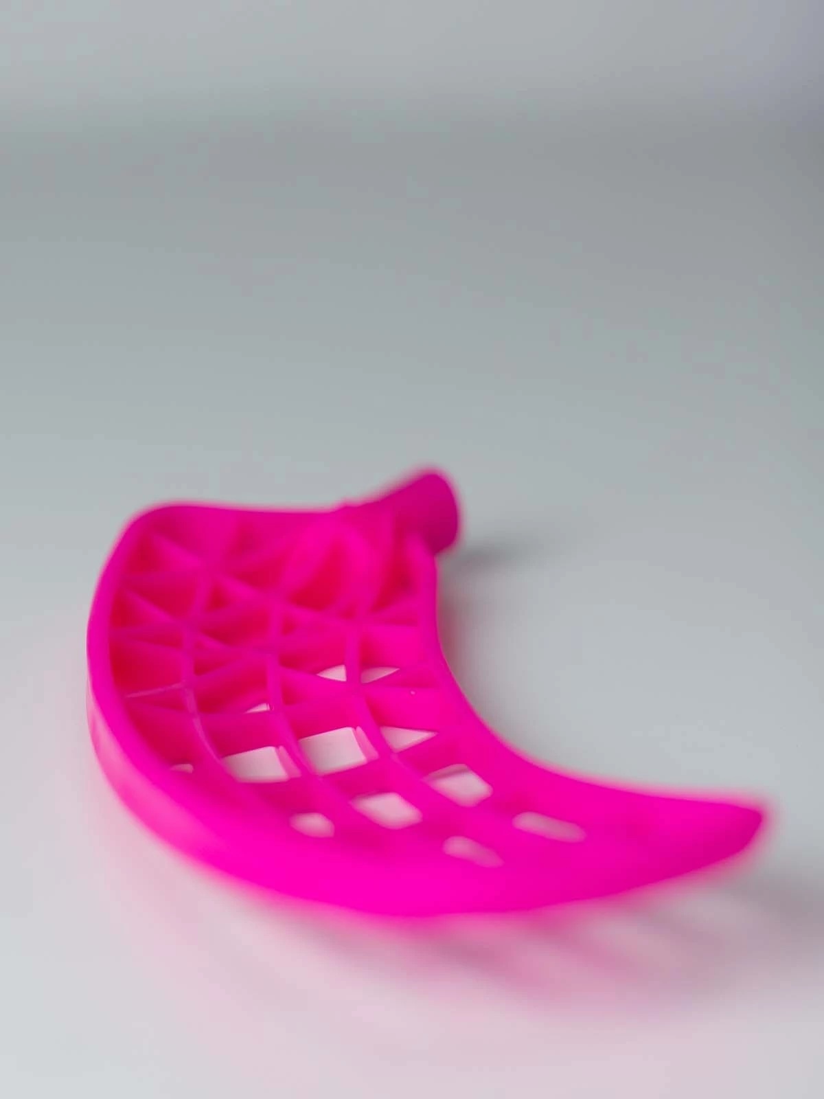 SALMING Blade Trident - PE (Endurance) Magenta