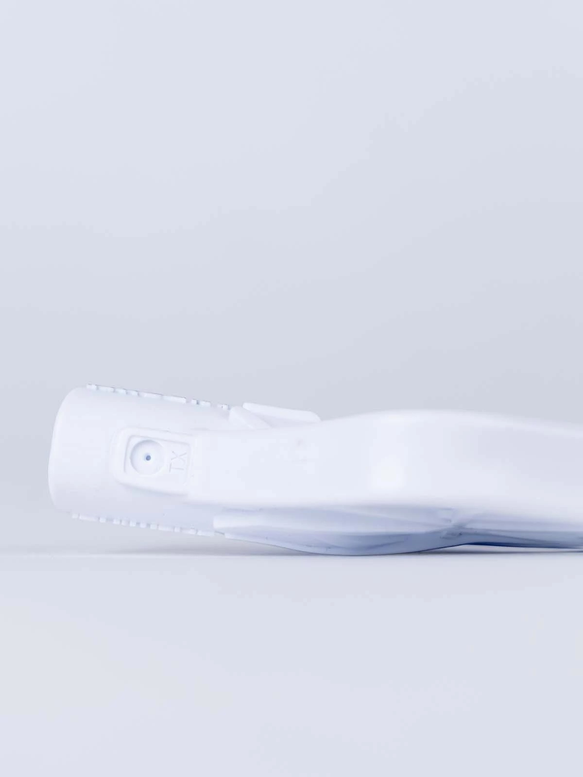 SALMING Blade Trident - PE (Endurance) White