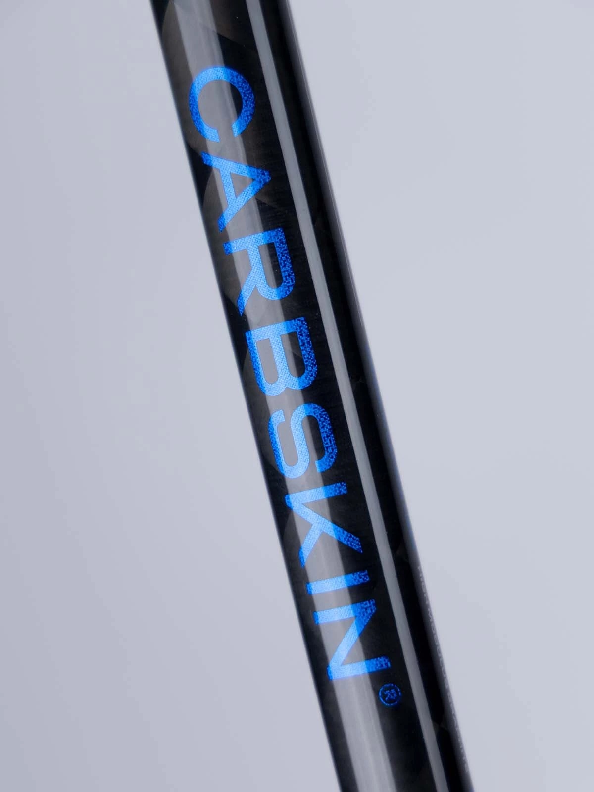 UNIHOC CARBSKIN Slim 27 - Bright Blue EDT (25/26)