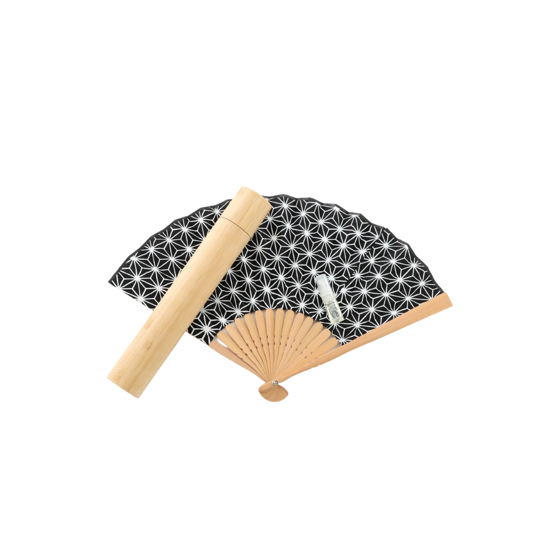［京扇子］麻100%で紡いだ、香る扇子 - 高級ギフト用竹筒容器付き ｜ゆず（柚子）/ひのき（檜）