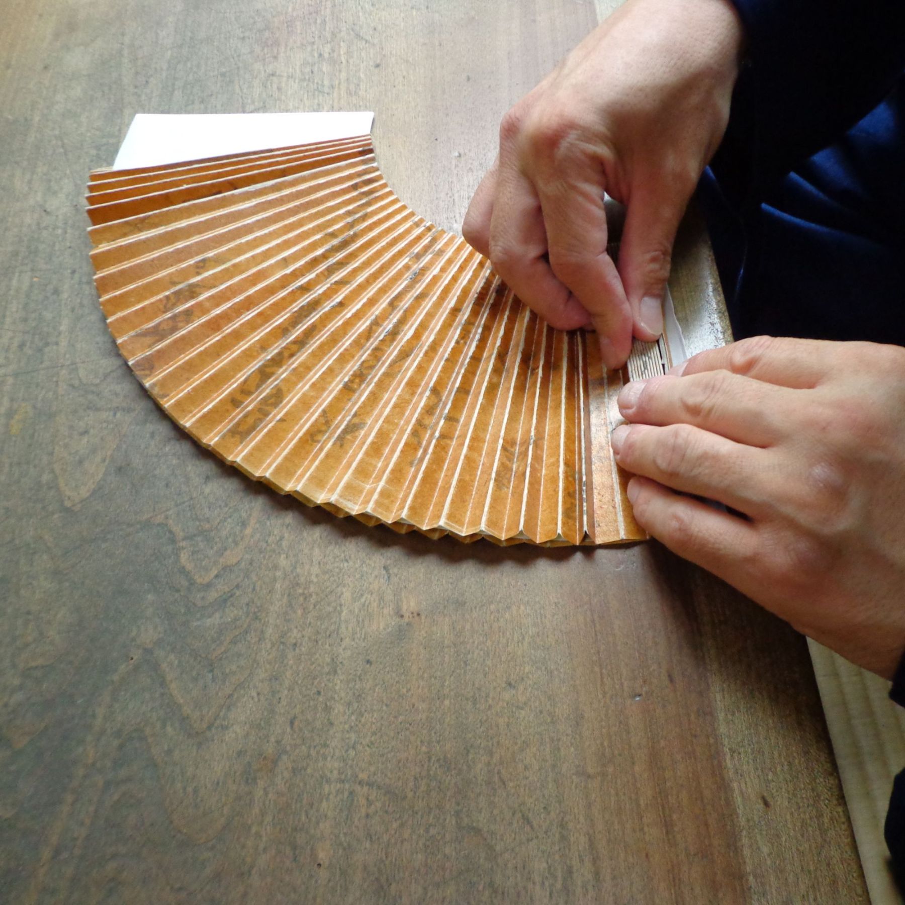 香り付麻製京扇子 - ゆず（柚子）/ひのき（檜）