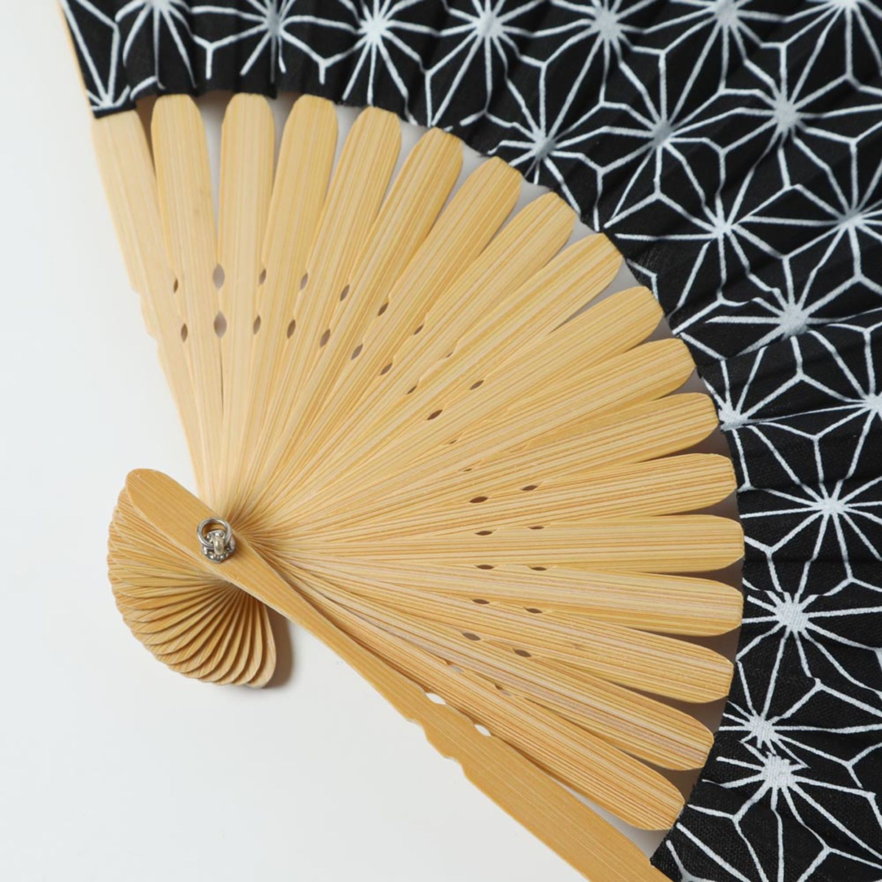 香り付麻製京扇子 - ゆず（柚子）/ひのき（檜）