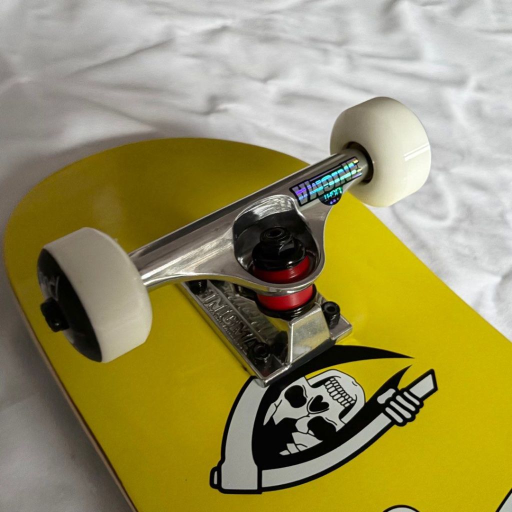 Nomad “Reaper” 7.875” x 31.5” Custom Skateboard Complete-Halfpiped