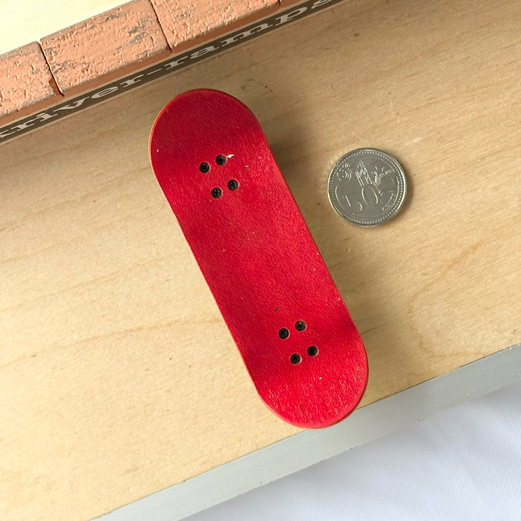 Black Market “Plant” 32mm Fingerboard Complete