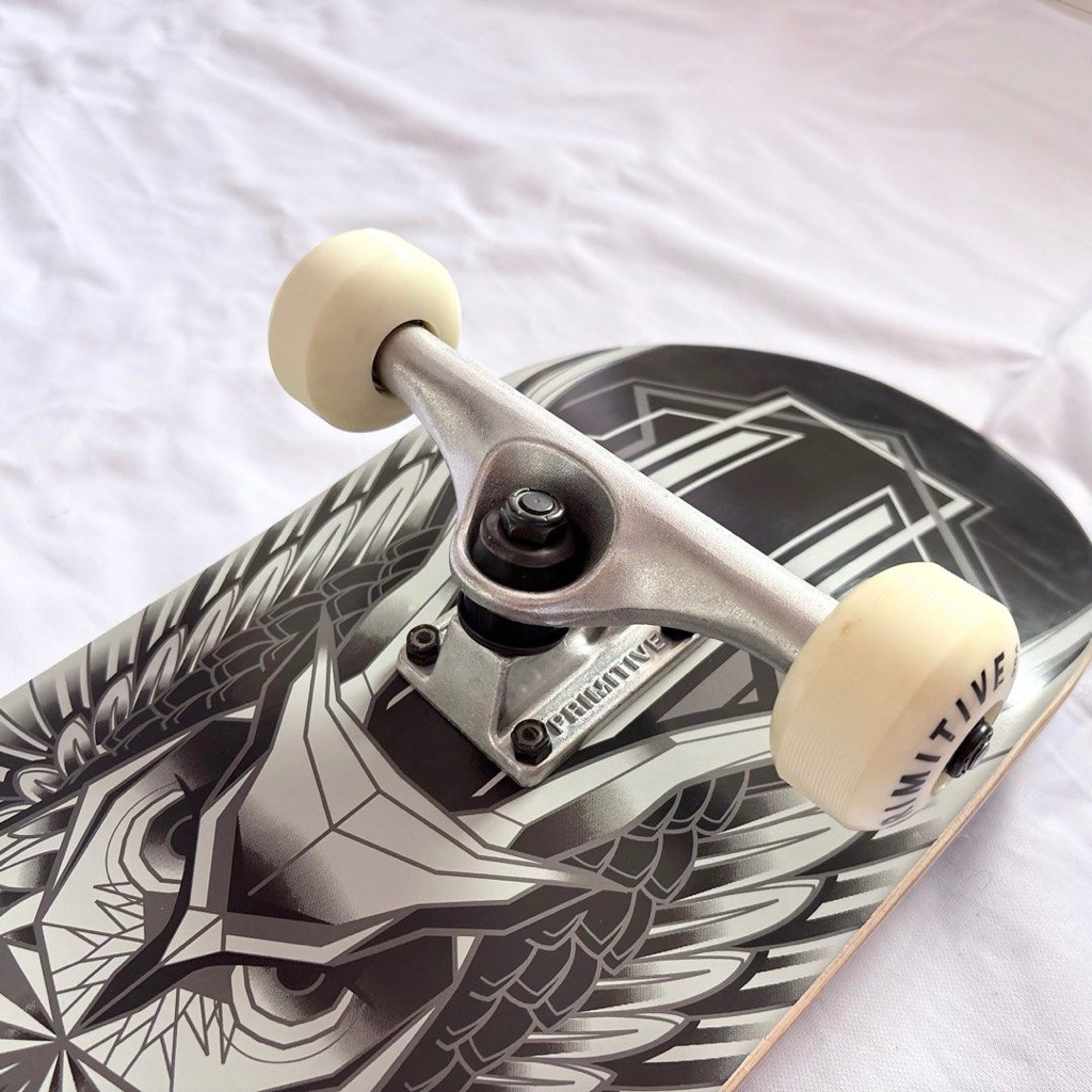 Primitive “Owl” 8.0” Desarmo Skateboard Complete-Halfpiped