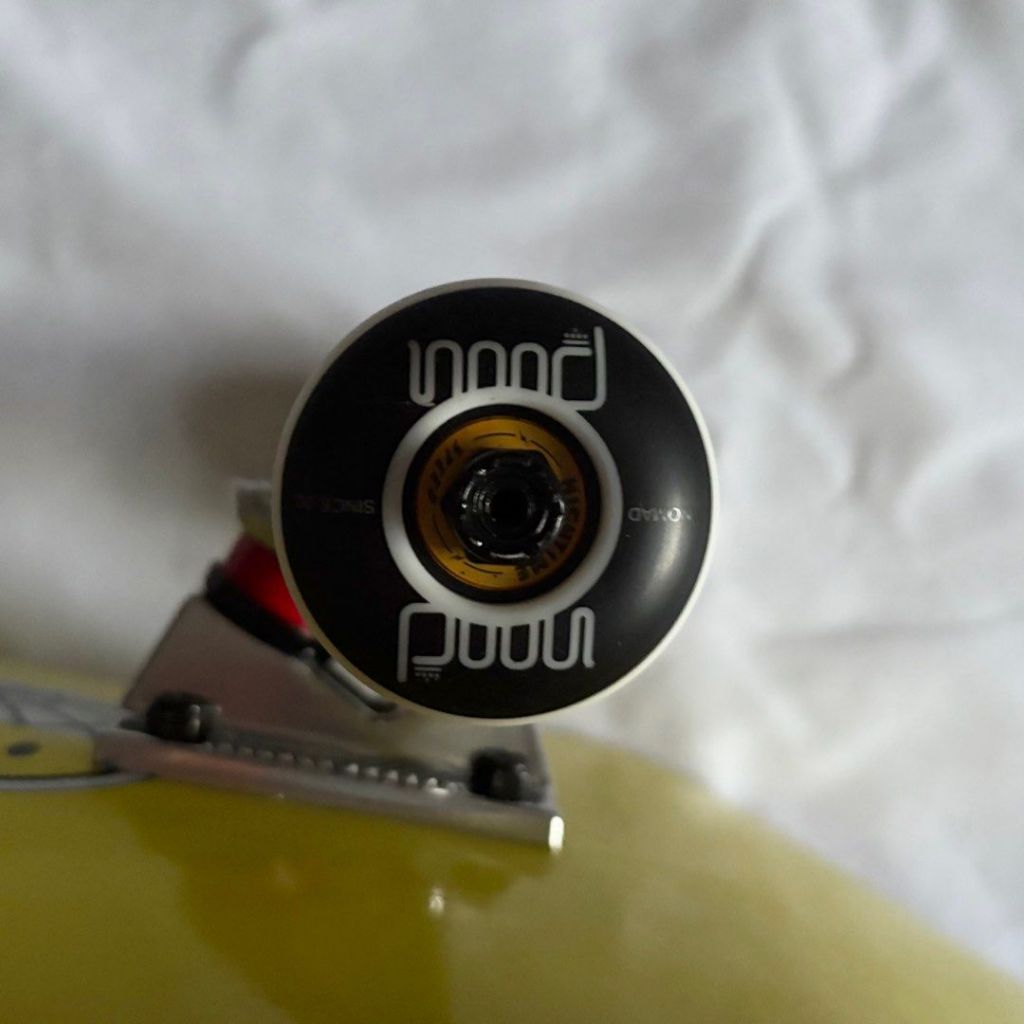 Nomad “Reaper” 7.875” x 31.5” Custom Skateboard Complete-Halfpiped