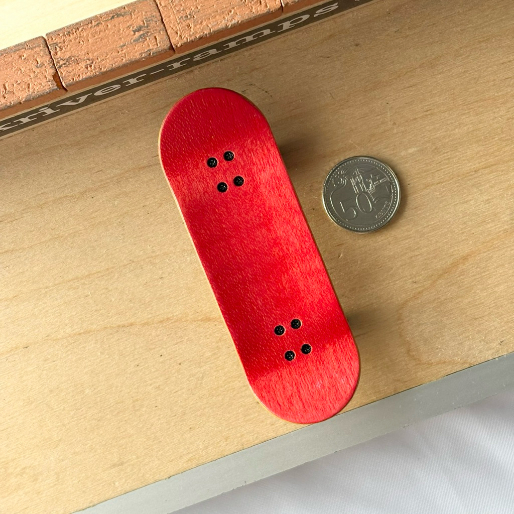 Black Market “Rocket” 32mm Fingerboard Complete