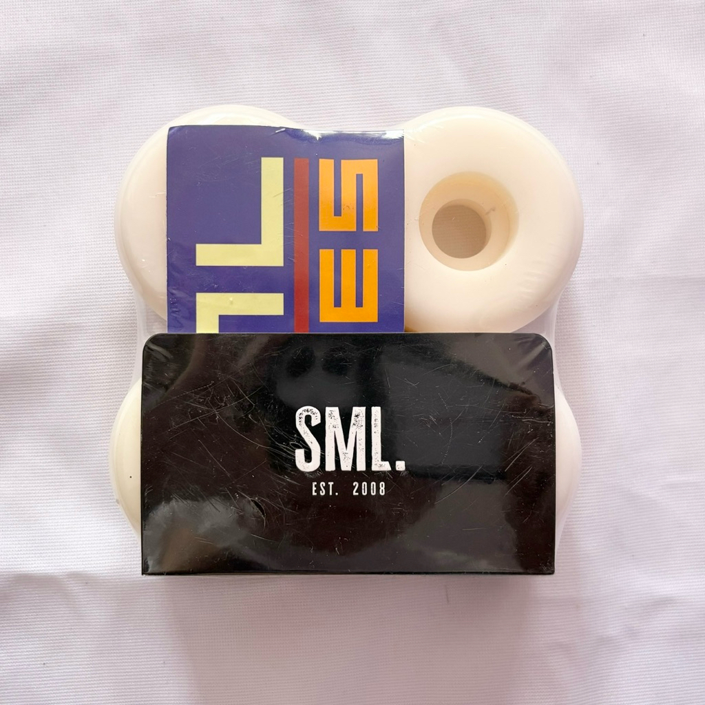 SML “Bluff Park Land” 53mm 99a V-Cut Shape Chris Jones Model AG Formula Skateboard Wheels