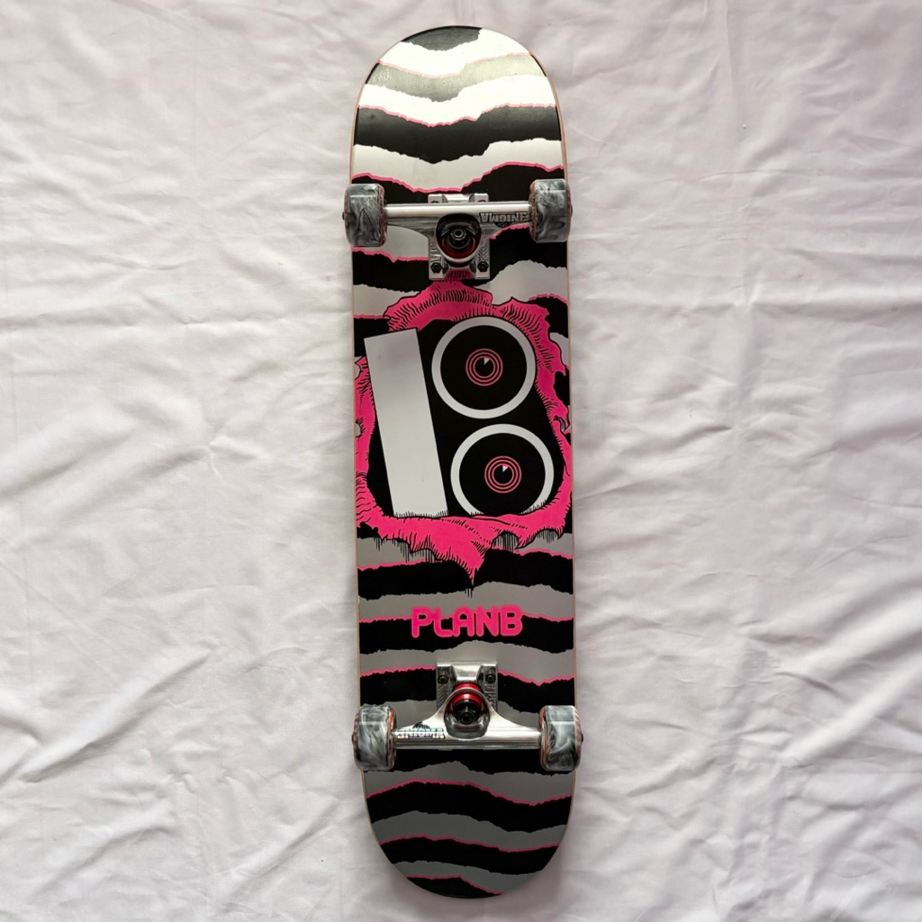 Plan B “Stereo” 7.75” Custom Skateboard Complete