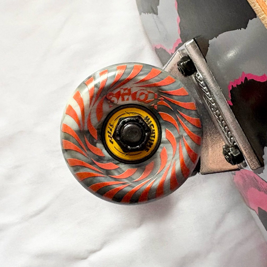 Plan B “Stereo” 7.75” Custom Skateboard Complete