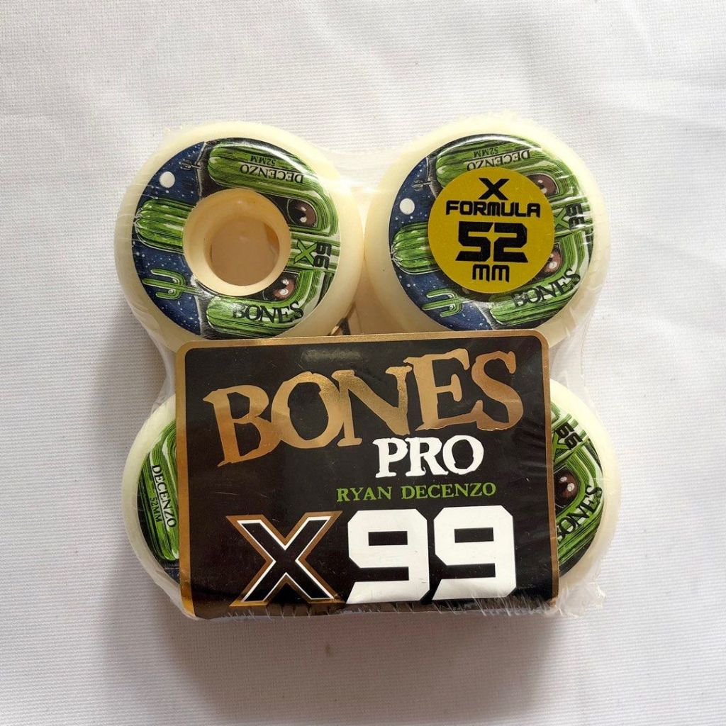 Bones “Cat Eye” 52mm 99a V5 Sidecut X-Formula Skateboard Wheels-Halfpiped 