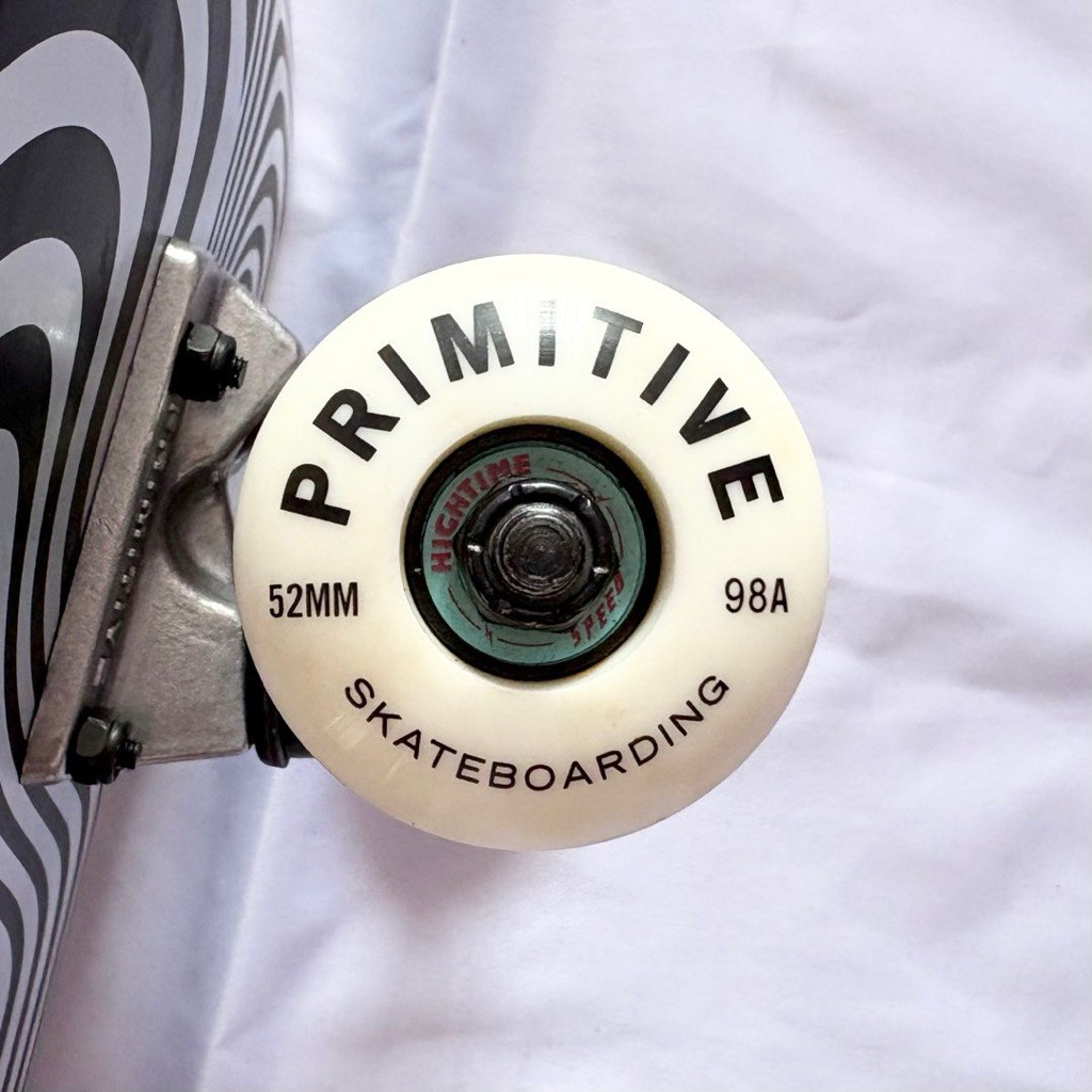Primitive “Hypnotised” 8.0” Skateboard Complete-Halfpiped