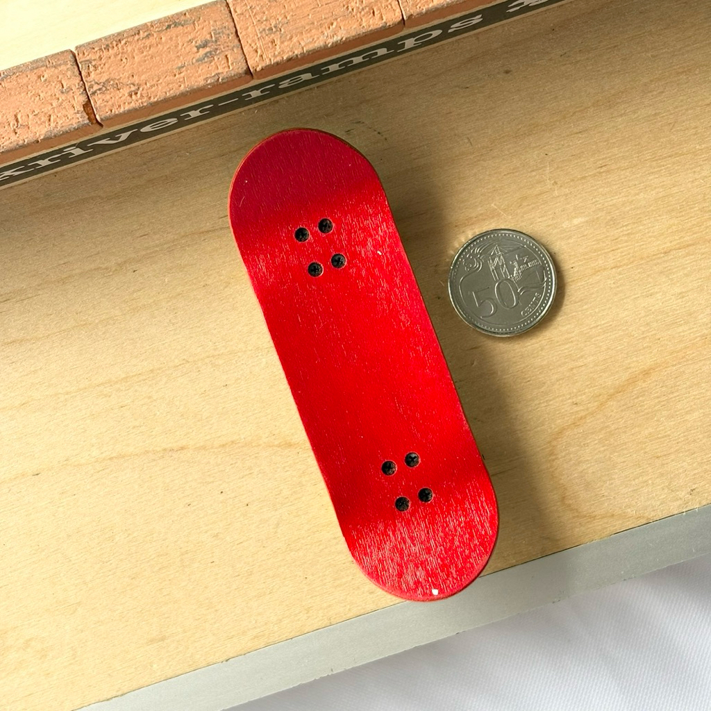 Black Market “Donut” 32mm Fingerboard Complete