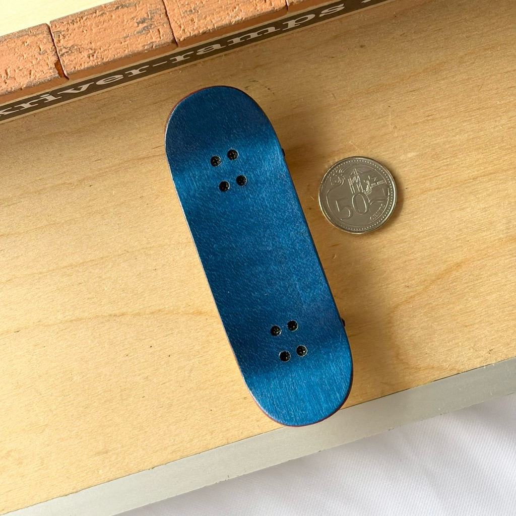 Black Market “Chili” 32mm Fingerboard Complete