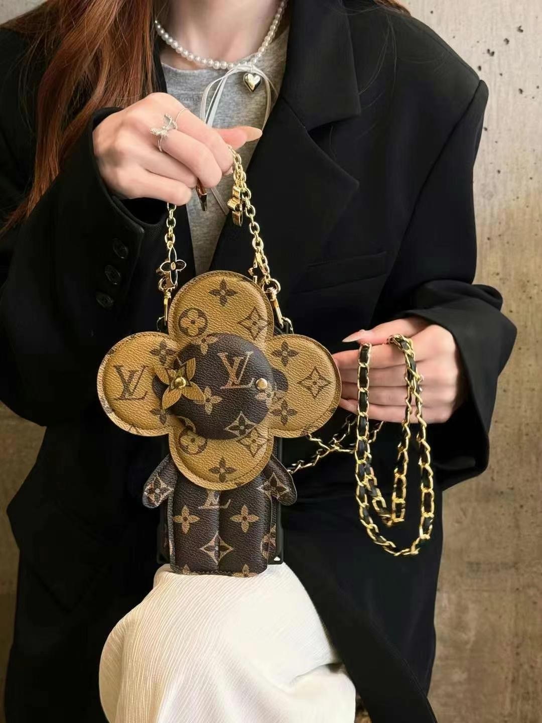 Louis Vuitton太陽花可拆卸(帶專櫃背帶)-美觀與使用結合! 專櫃皮質製作,不與地攤貨比較!