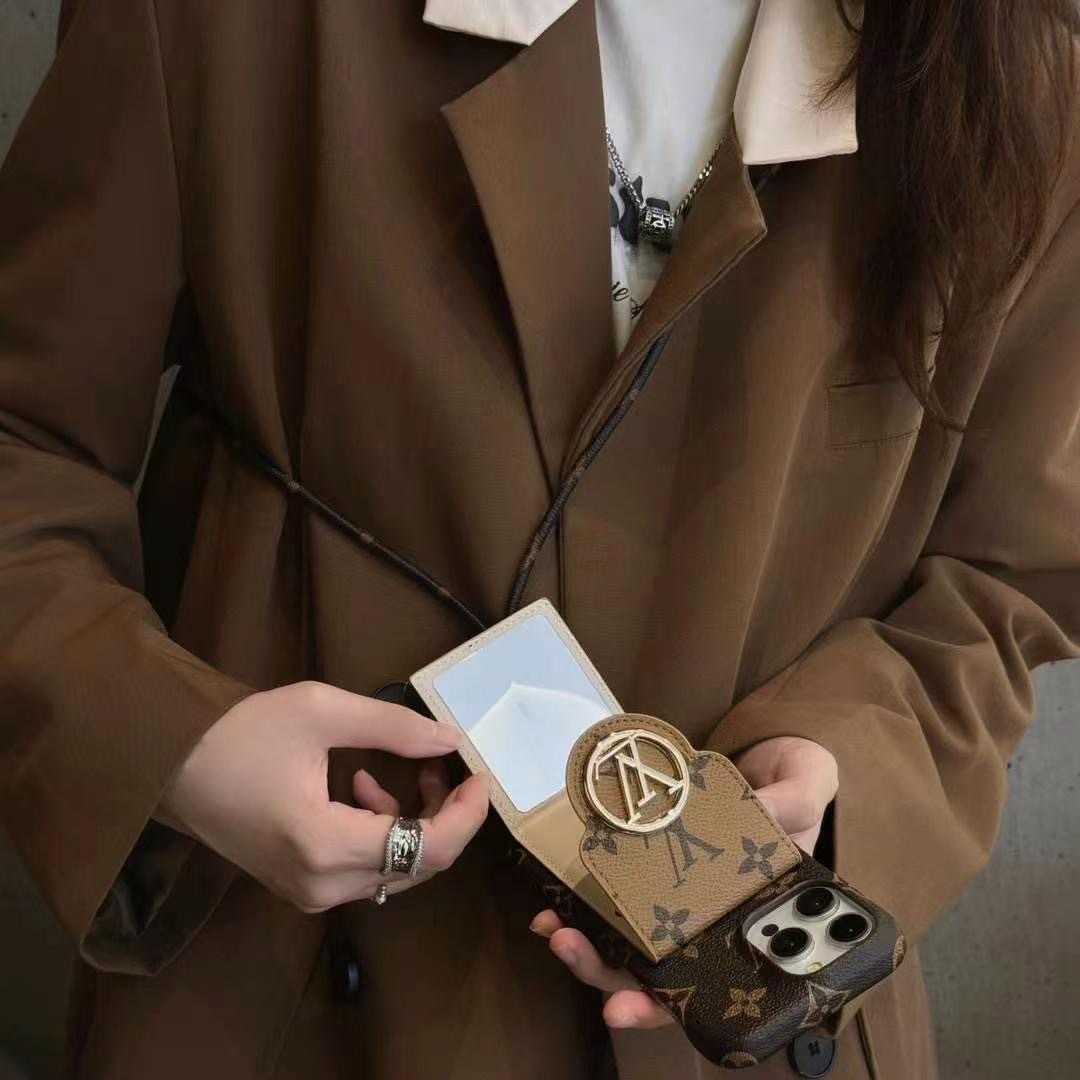 Louis Vuitton 手機卡包(内置鏡子)
