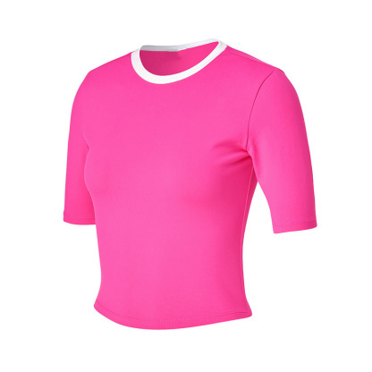 The round neckline is color-blocked to slim the golf women's tennis short sleeves