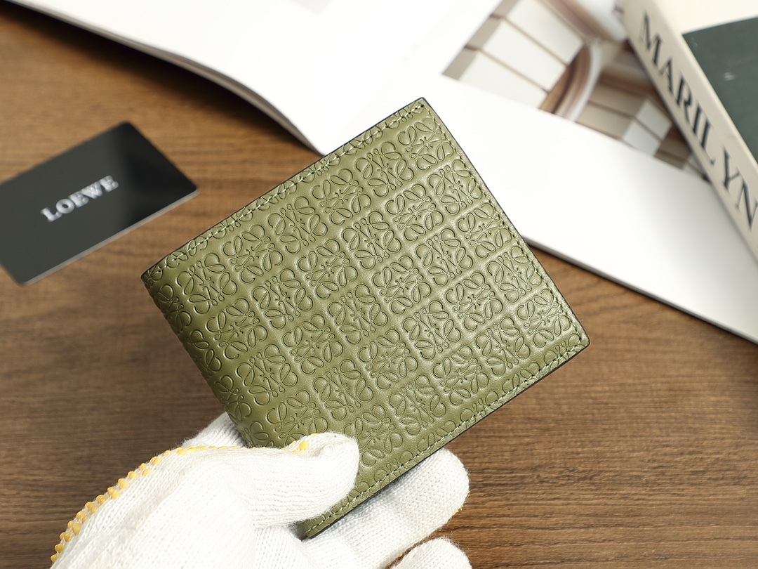 ロエベ「LOEWE」スーツ用スリムウォレット 5色