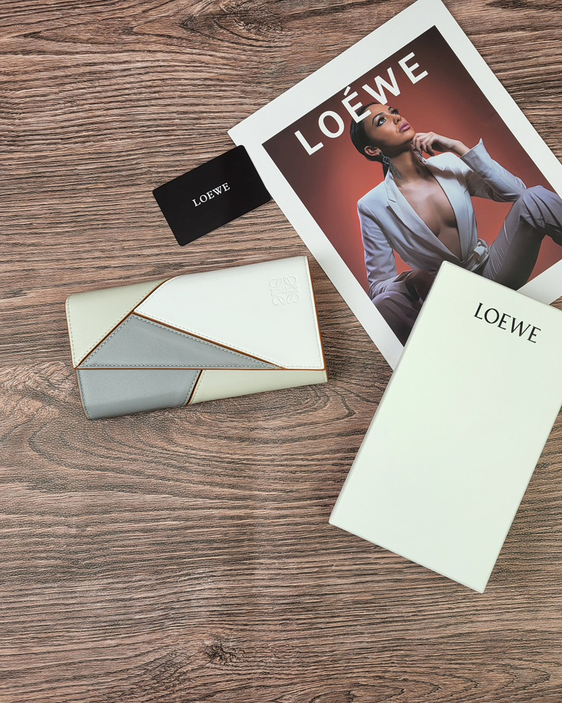 ロエベ「LOEWE」アナグラム コンティネンタル ウォレット 5色