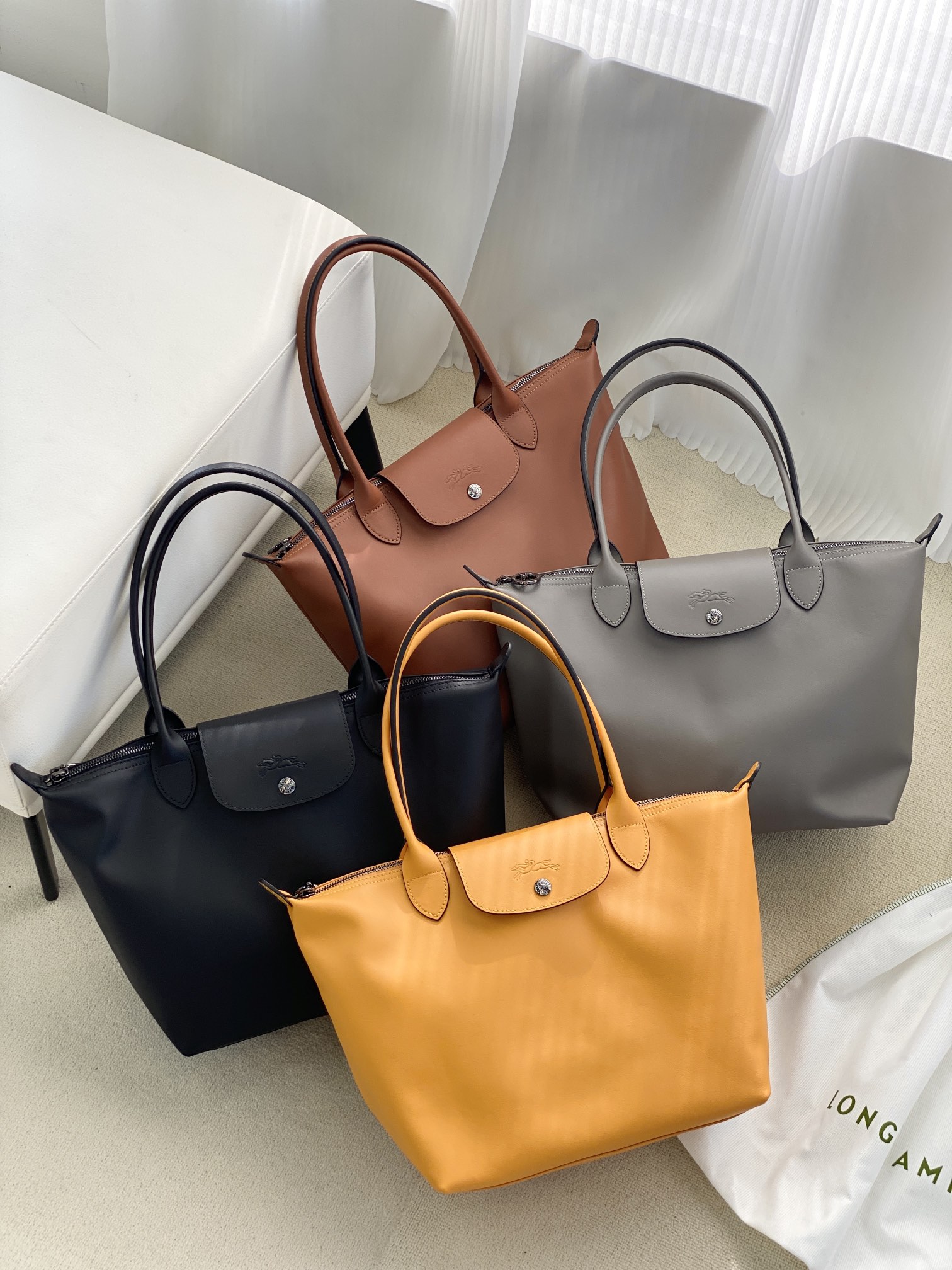 ロンシャン(Longchamp) ル プリアージュ エクストラ M  ショッピングバッグ