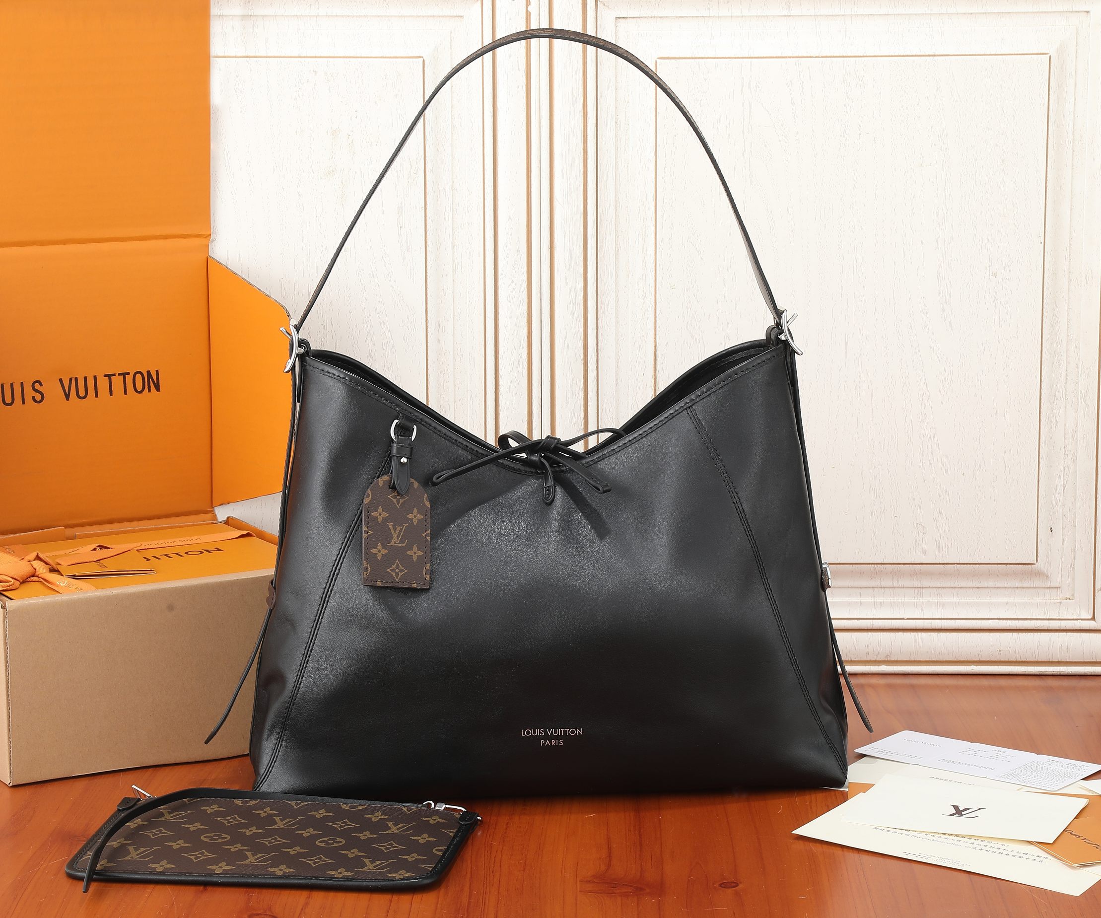 ルイ・ヴィトン キャリーオール MM バッグ「CarryAll Dark Bag」