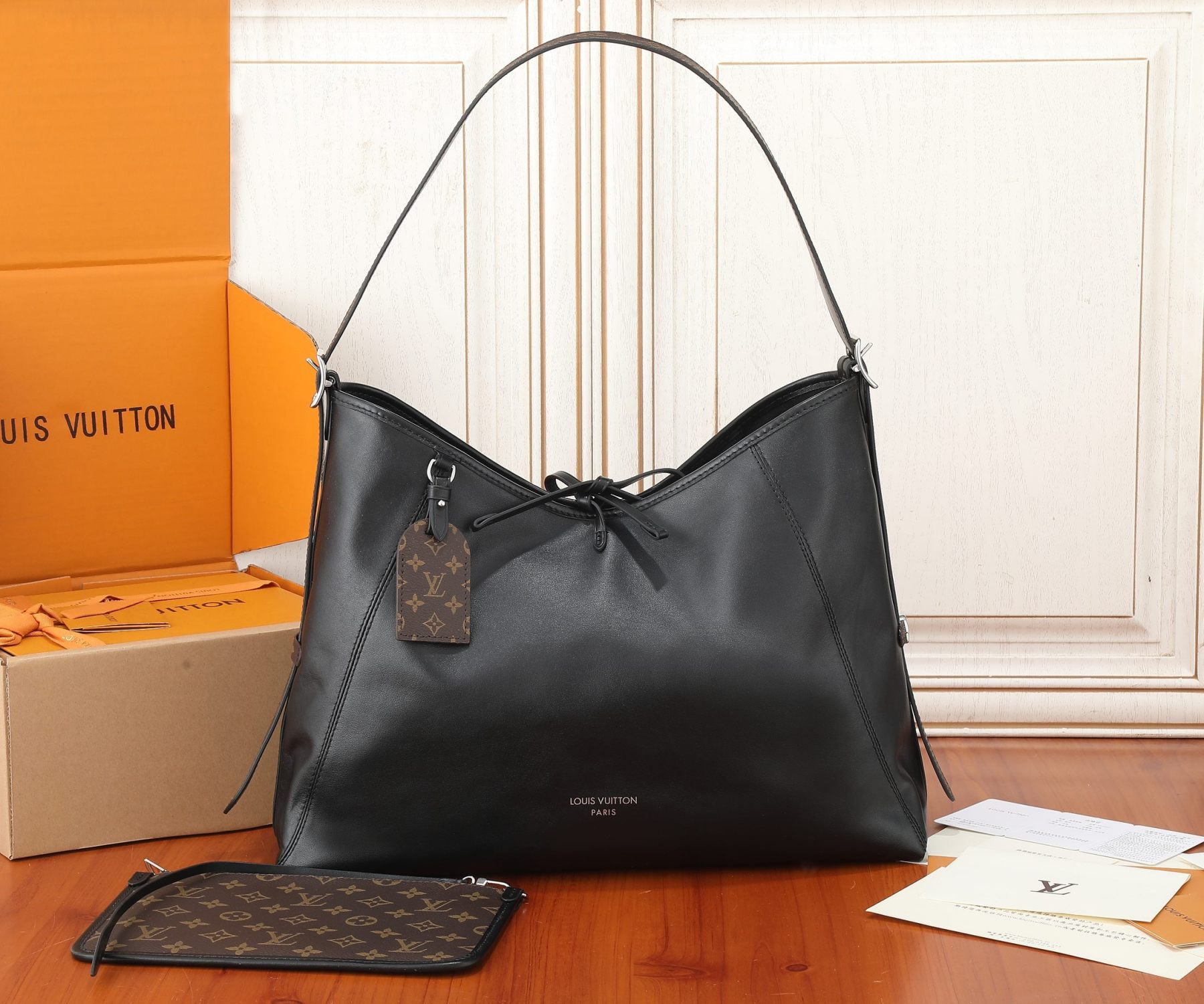 ルイ・ヴィトン キャリーオール MM バッグ「CarryAll Dark Bag」