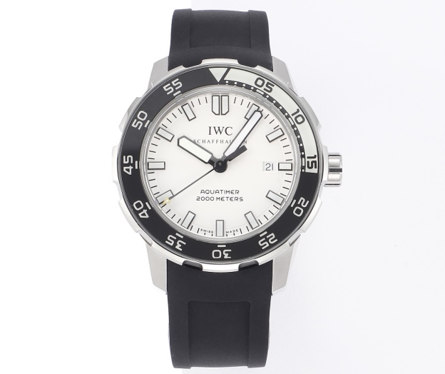 アイ・ダブリュー・シー「IWC」 アクアタイマー 44mm ダイバーズウォッチ