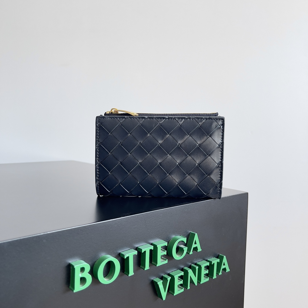 ボッテガ・ヴェネタ「Bottega Veneta」スモールウォレット レザー