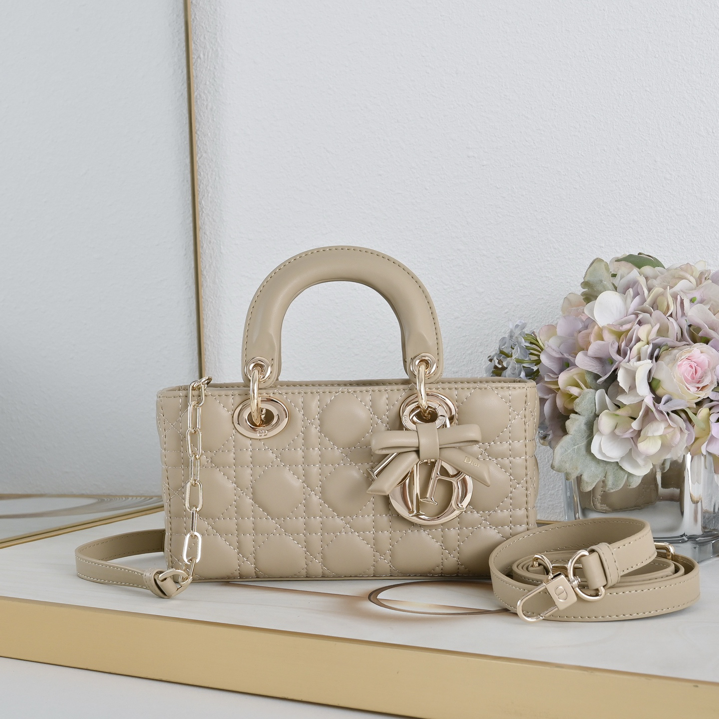 【入手困難品】ディオール レディ ディージョイ ハンドバッグ「Lady D‑Joy Bag」