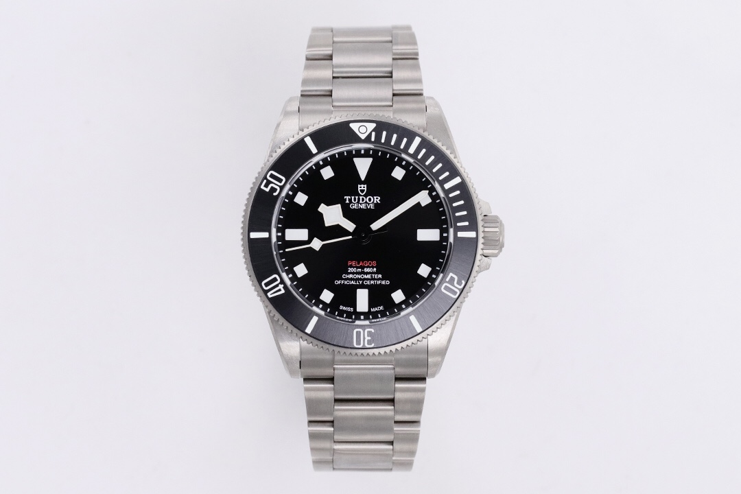 チューダー ペロシュド (Pelagos) 39mm