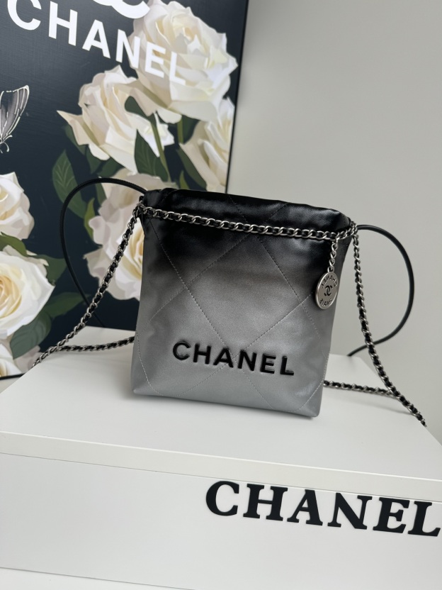 シャネル「Chanel」22Bag 24S グラデーション ミニ ショルダーバッグ
