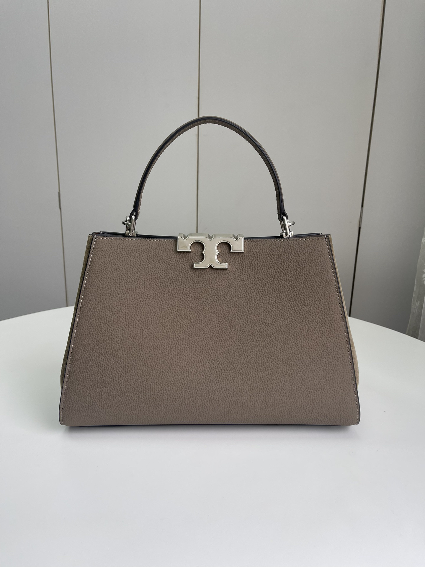 トリー バーチ「Tory Burch」エレノア ショルダー/ハンドバッグ