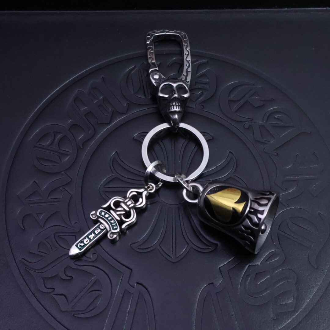 クロムハーツ「Chrome Hearts」キーホルダー＆バッグチャーム - トレンドシンボル
