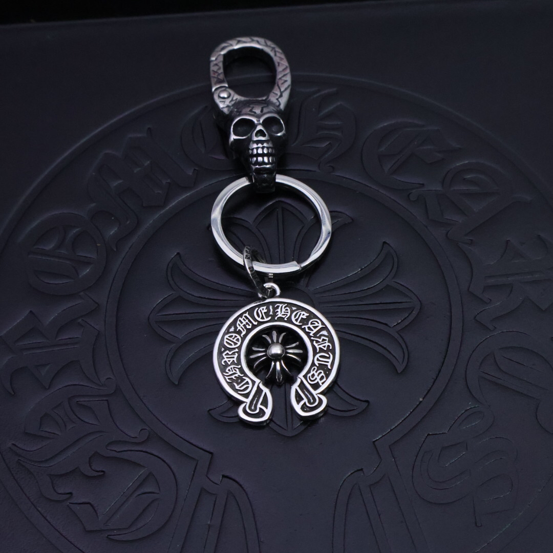 クロムハーツ「Chrome Hearts」キーホルダー＆バッグチャーム - トレンドシンボル