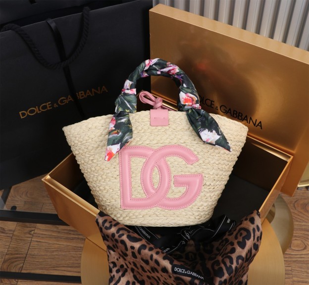 ドルチェ・アンド・ガッバーナ「D&G」 大容量タン トートバッグ