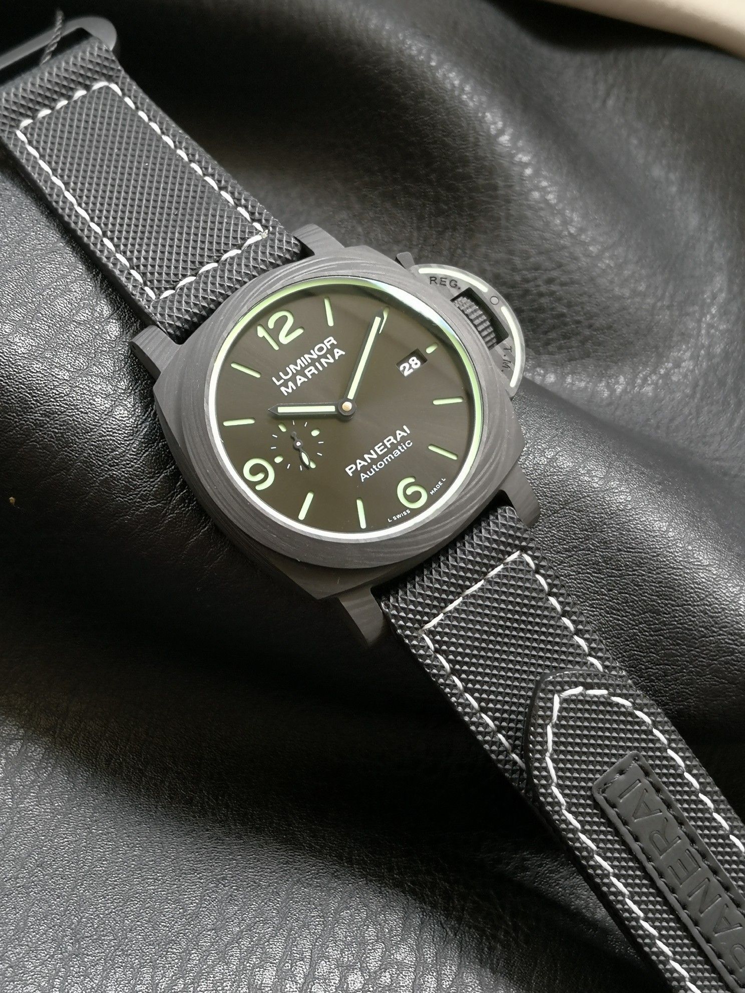 パネライ［Panerai］LUMINOR庐米诺シリーズPAM01118 腕時計44MM