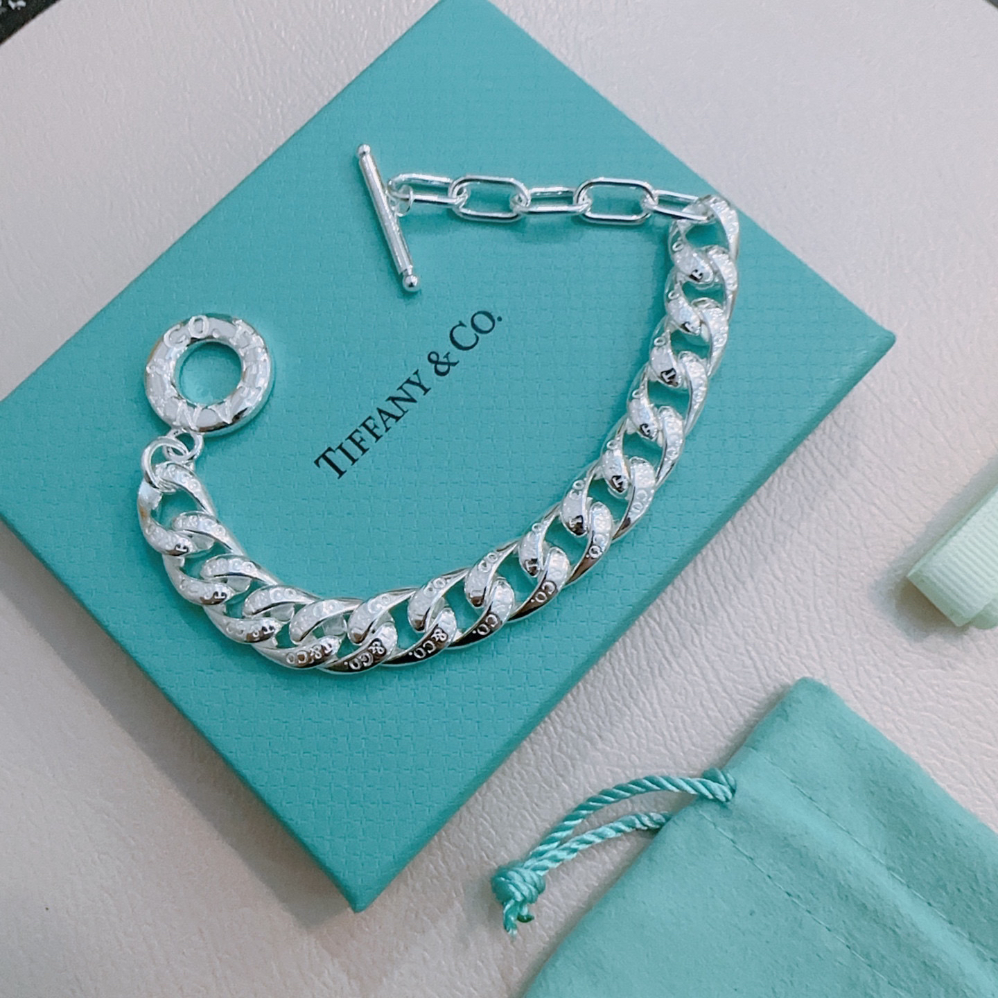 ティファニー「Tiffany & Co.」ポリッシュドシルバーリンク ブレスレット