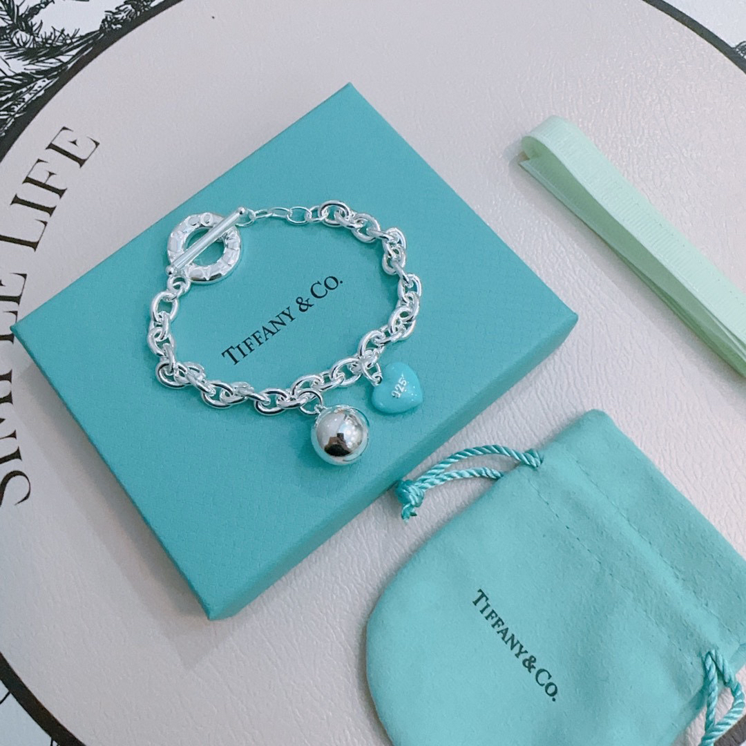 ティファニー「Tiffany & Co.」ポリッシュドシルバーリンク ブレスレット