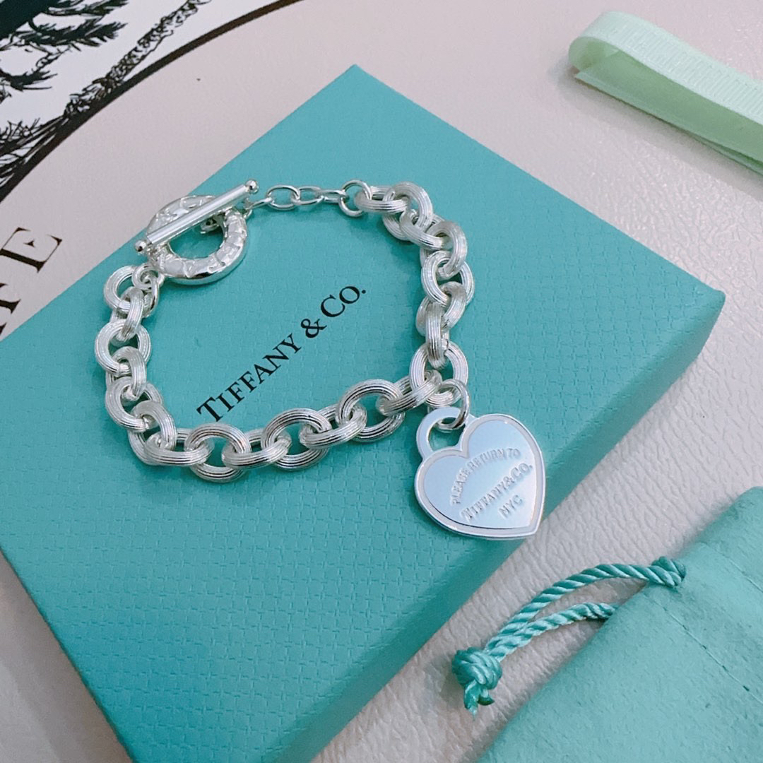 ティファニー「Tiffany & Co.」ポリッシュドシルバーリンク ブレスレット
