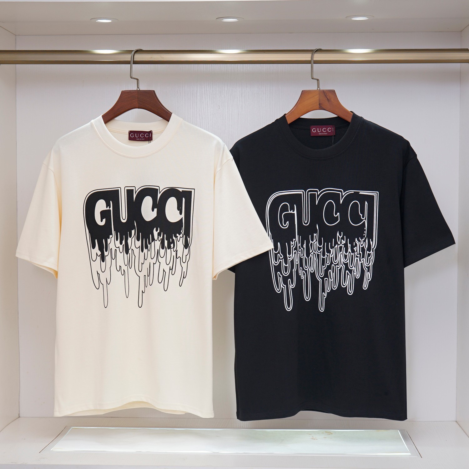 グッチ「Gucci」2025SS サマーコレクション ロゴプリント クルーネックTシャツ