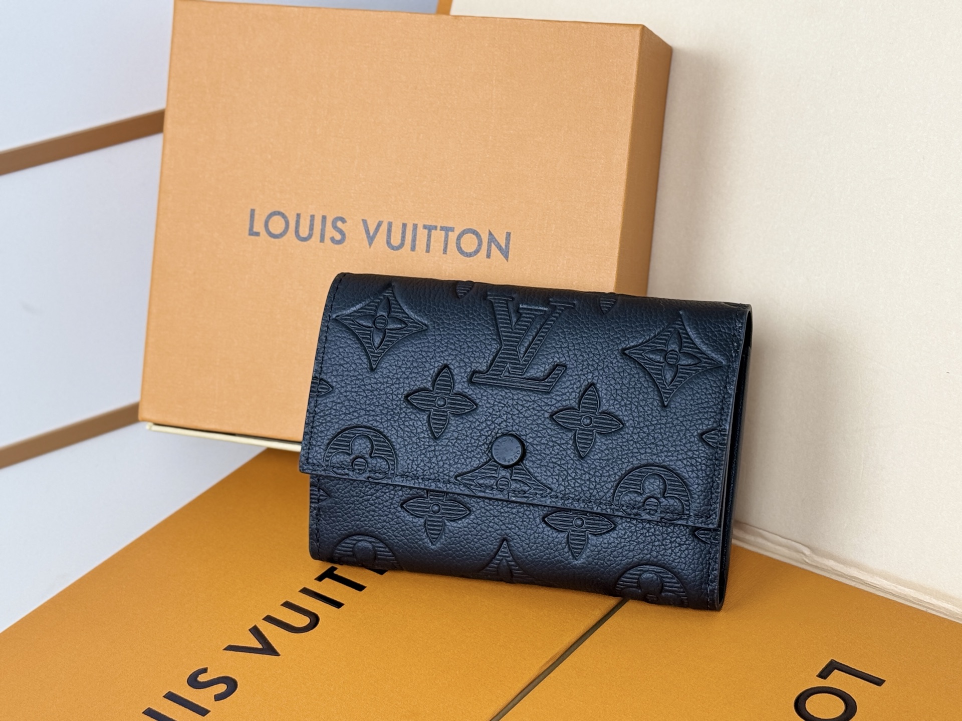 ルイ・ヴィトン「Louis Vuitton」ヴィクター･ウォレット