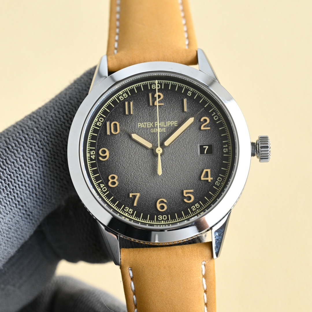 パテックフィリップ［Patek Philippe］カラトラバ ホワイトゴールド 40MM 2色