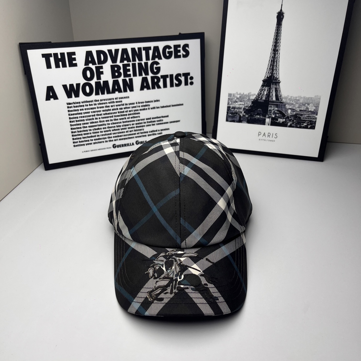 バーバリー「Burberry」クラシック エンブロイダード ホース ベースボールキャップ