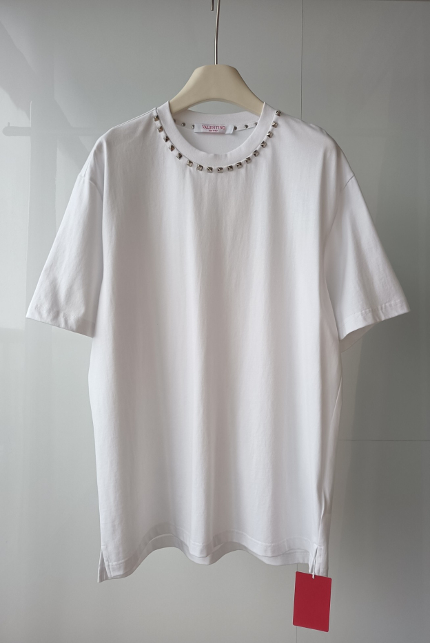 ヴァレンティノ「Valentino」 クラシックシンプルリベットコットン丸首半袖