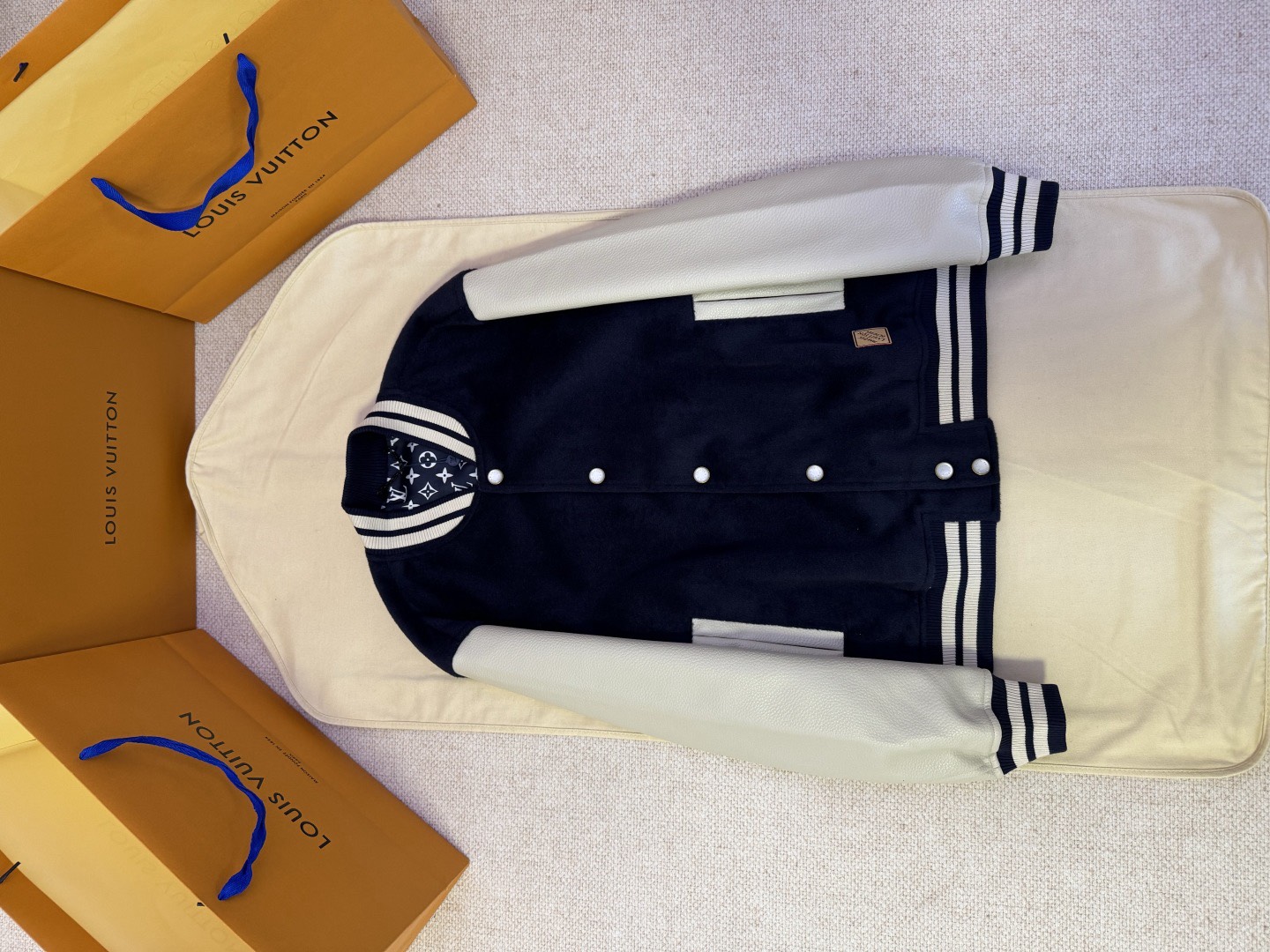 ルイ・ヴィトン「Louis Vuitton」モダンベースボールジャケット