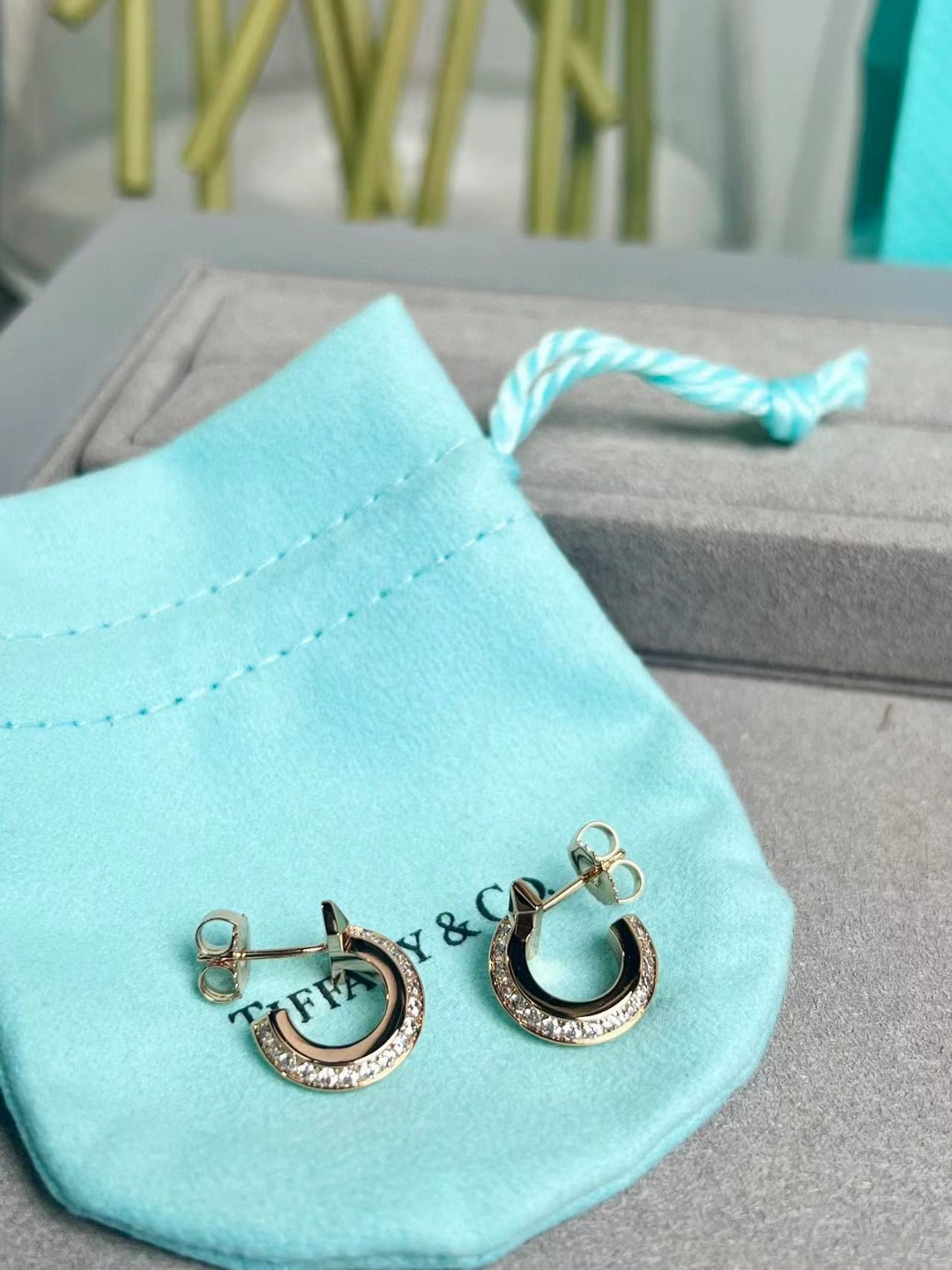 ティファニー「Tiffany & Co.」Setting シングルダイヤモンドスタッドピアス